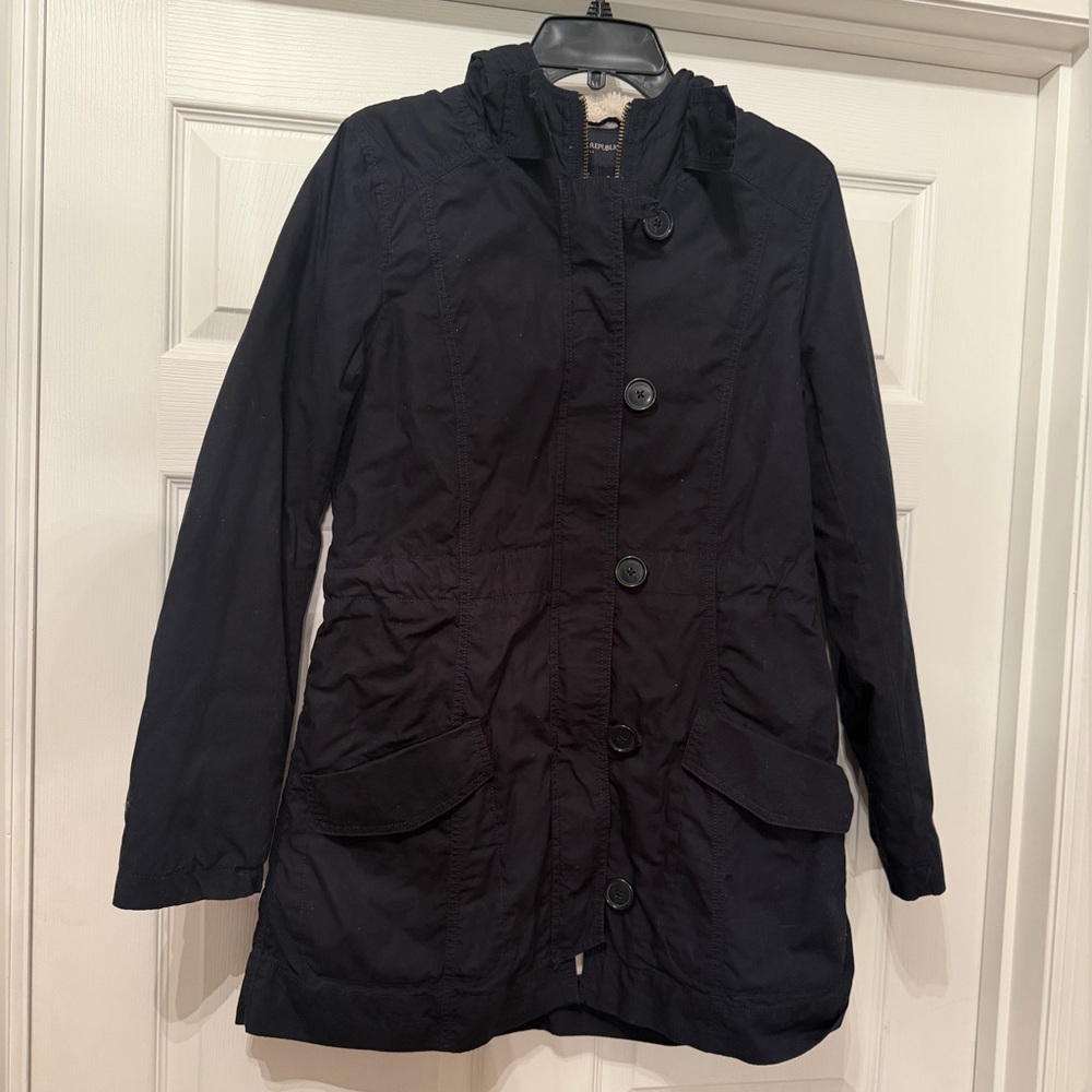 NWT Banana Republic navy and cream interior lined hooded jacket M